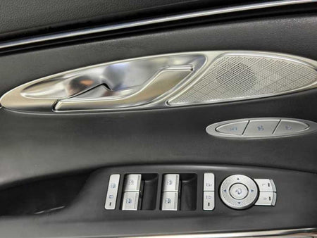Genesis GV70 — photo 15