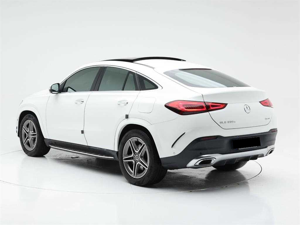 Mercedes-Benz GLE-Class — photo 04