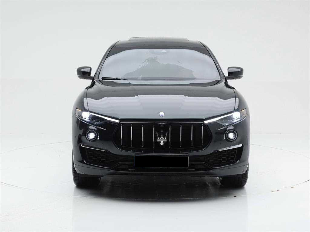 Maserati Levante — photo 02