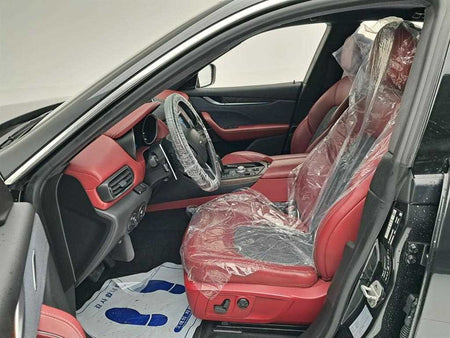 Maserati Levante — photo 11