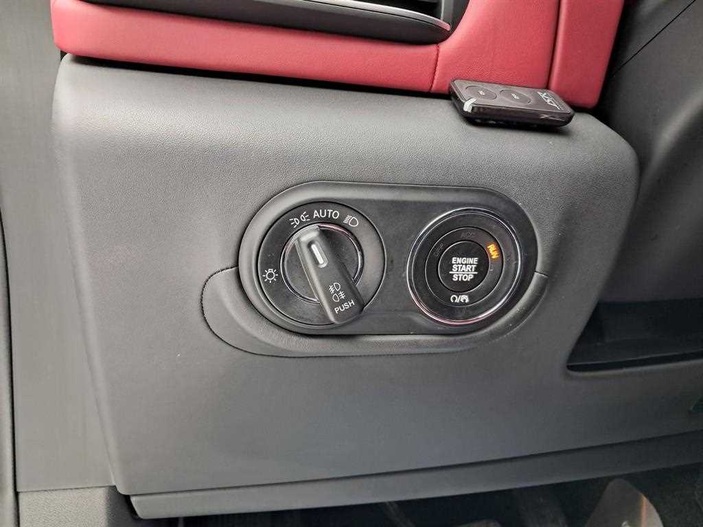 Maserati Levante — photo 13