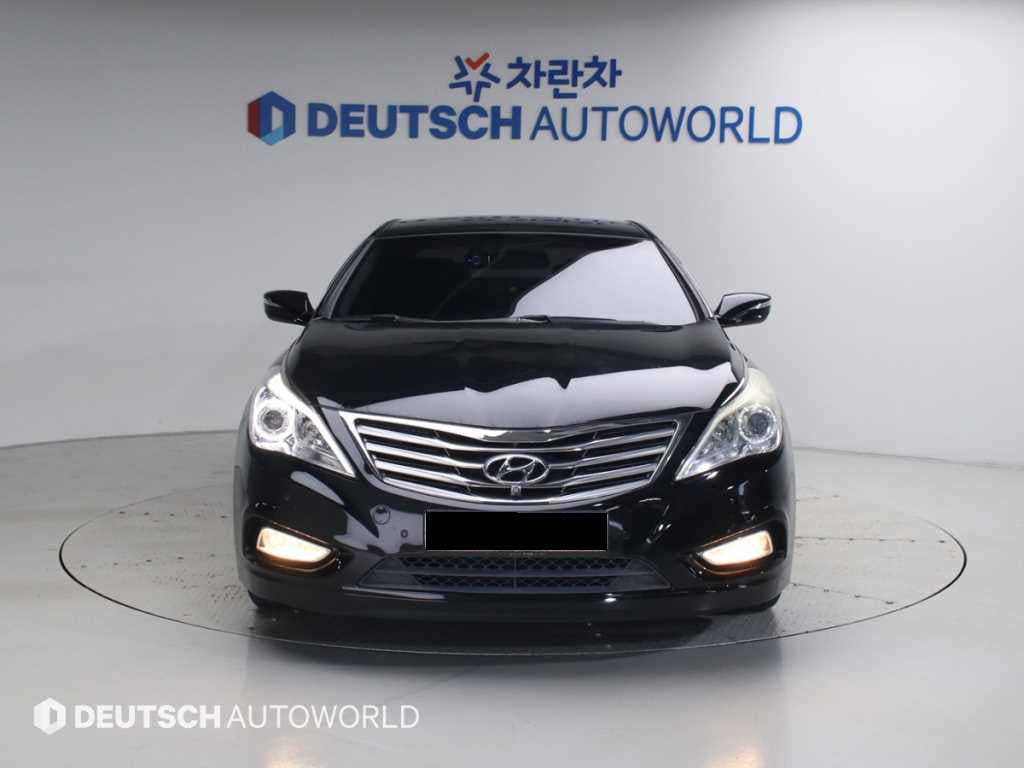 Hyundai Grandeur — photo 03