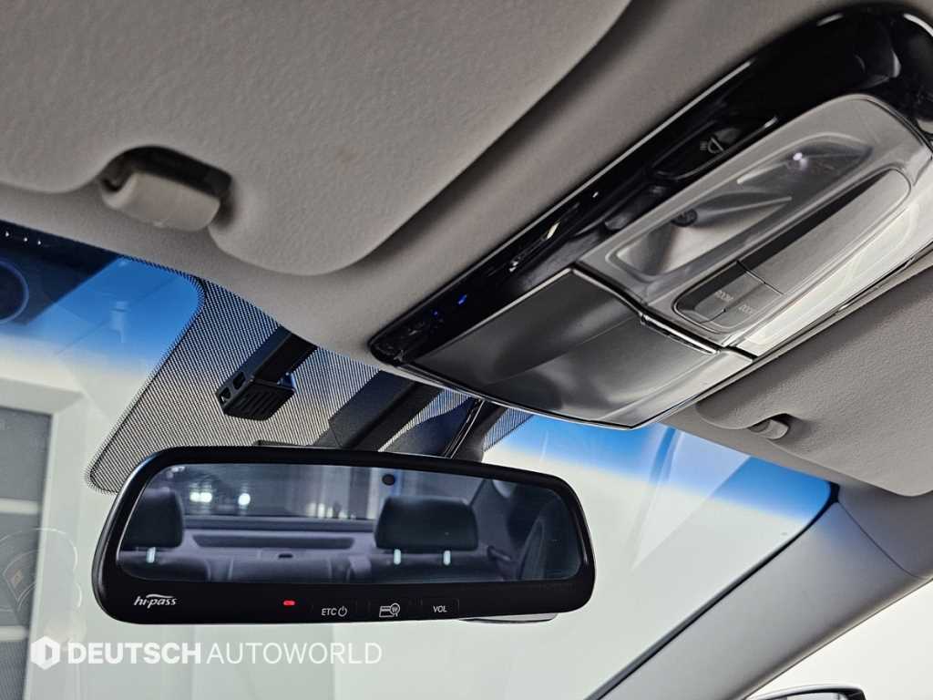 Hyundai Grandeur — photo 18