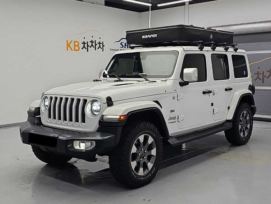 Jeep Wrangler — photo 01