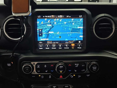 Jeep Wrangler — photo 10