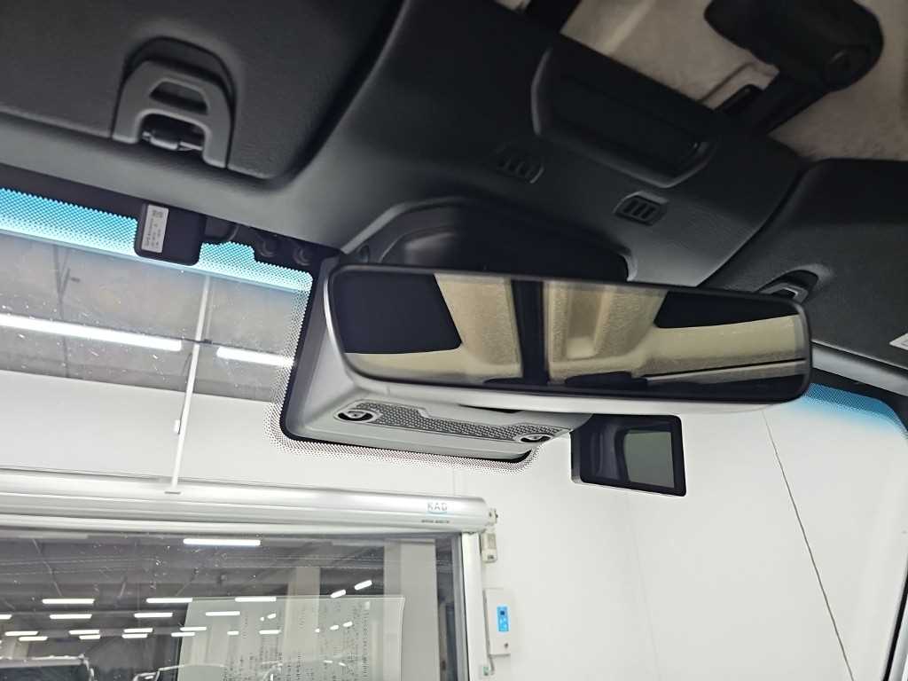 Jeep Wrangler — photo 16
