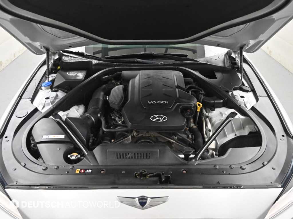 Hyundai Genesis — photo 06