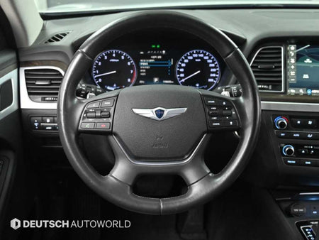 Hyundai Genesis — photo 13