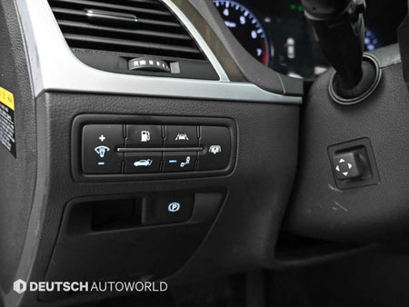 Hyundai Genesis — photo 17