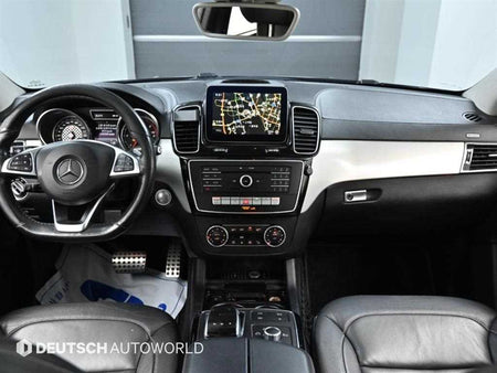 Mercedes-Benz GLE-Class — photo 07
