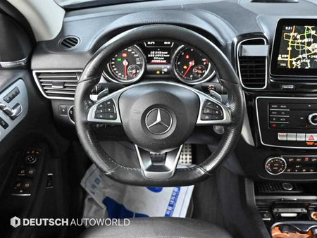 Mercedes-Benz GLE-Class — photo 13