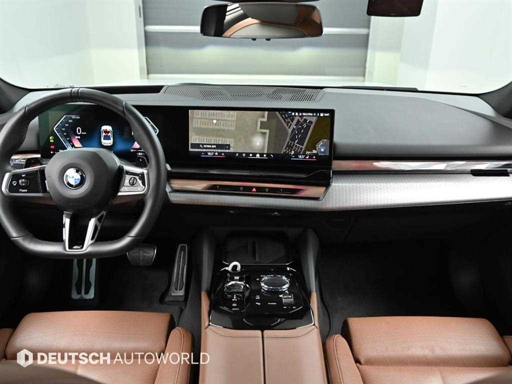 BMW 5-Series — photo 07