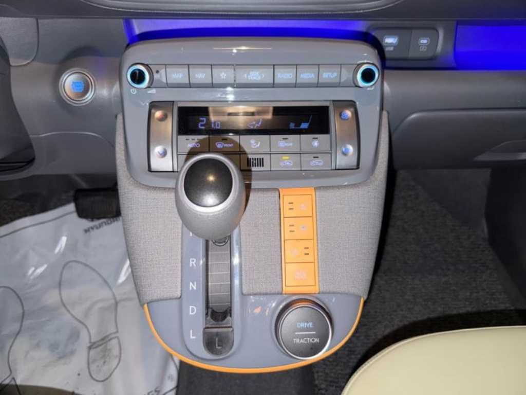 Hyundai Casper — photo 13