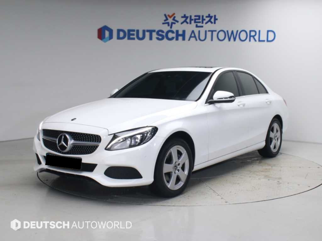 Mercedes-Benz C-Class — photo 01