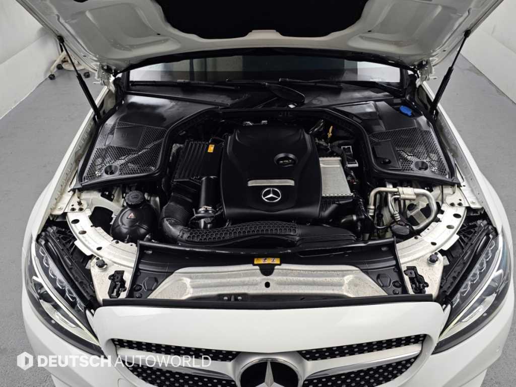 Mercedes-Benz C-Class — photo 06