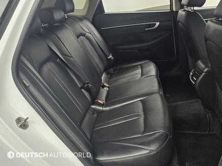 Hyundai Sonata — photo 12