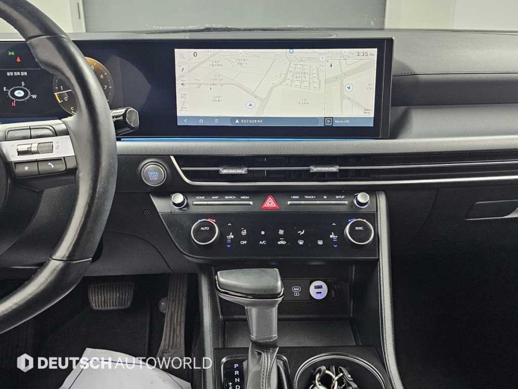 Hyundai Sonata — photo 14