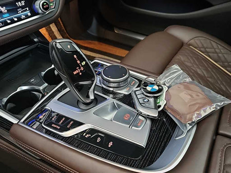 BMW 7-Series — photo 08