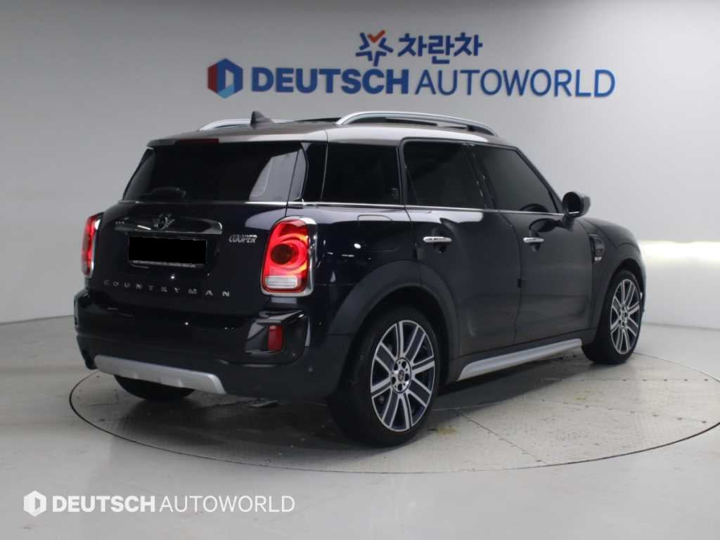 Mini Countryman — photo 02
