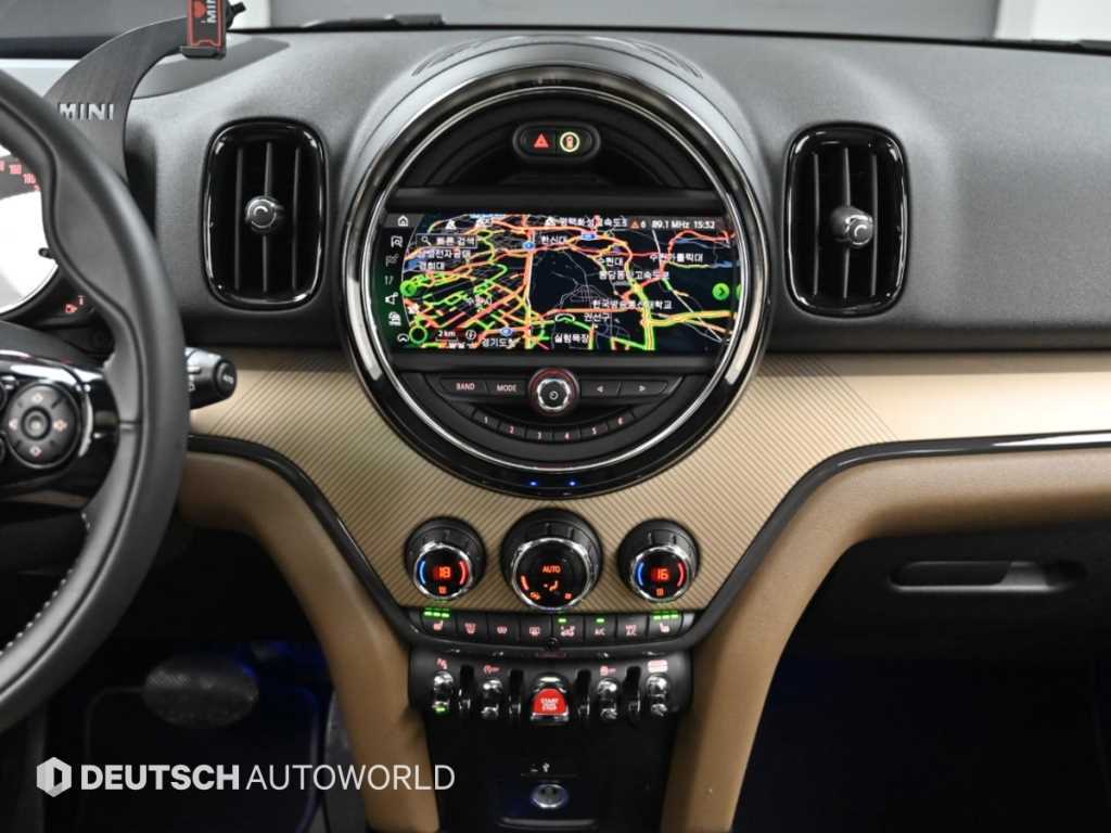Mini Countryman — photo 15