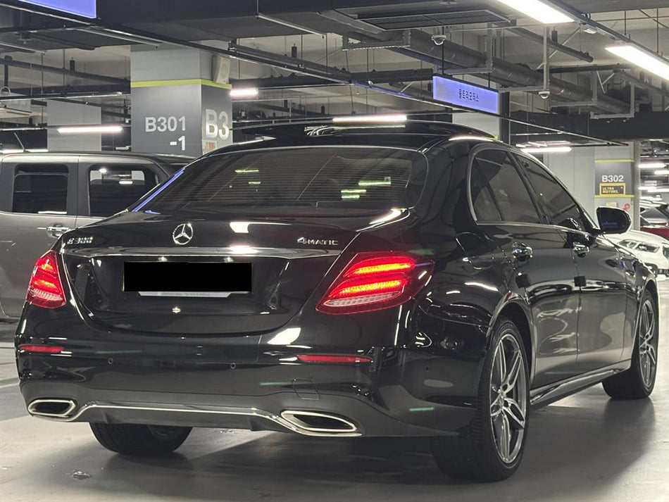 Mercedes-Benz E-Class — photo 02