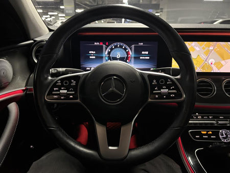 Mercedes-Benz E-Class — photo 09