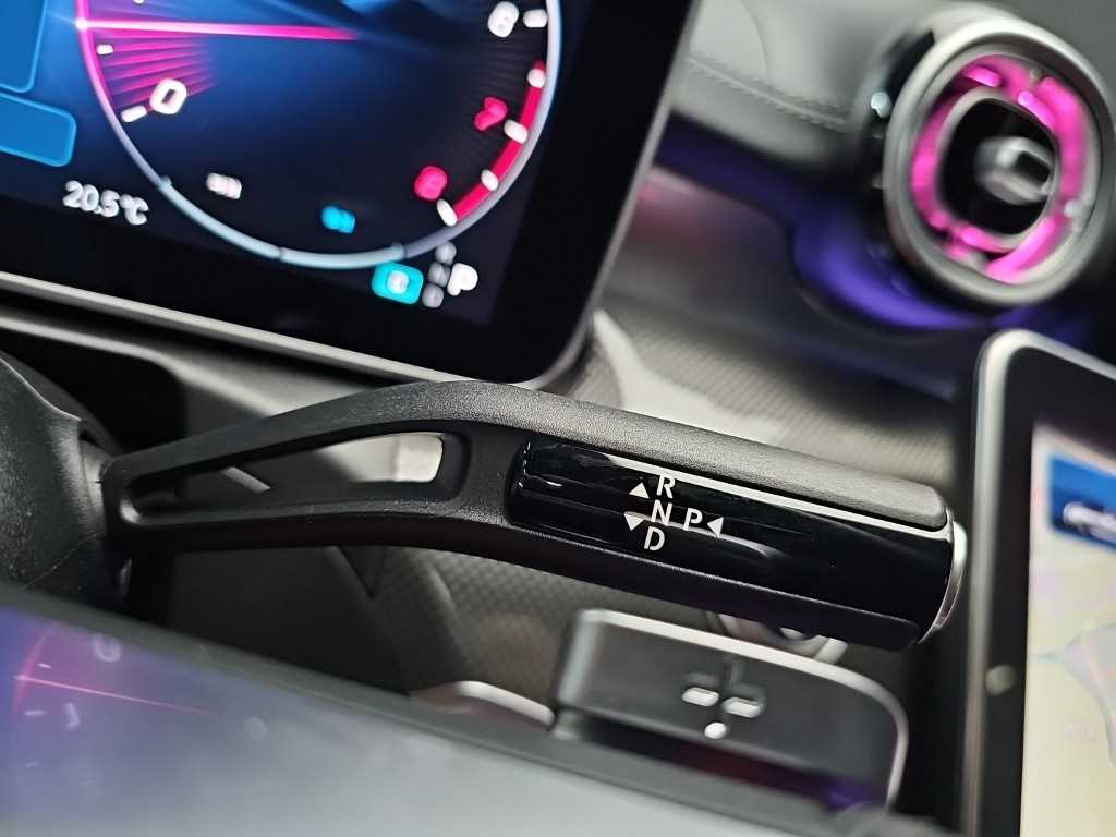 Mercedes-Benz CLE-Class — photo 08