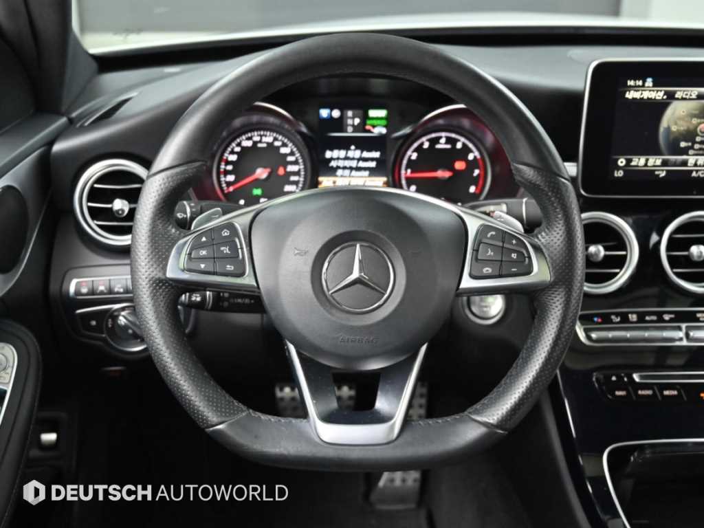 Mercedes-Benz C-Class — photo 13