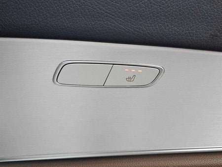 Mercedes-Benz E-Class — photo 16