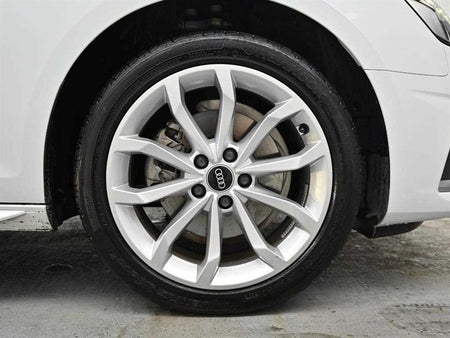 Audi A4 — photo 05