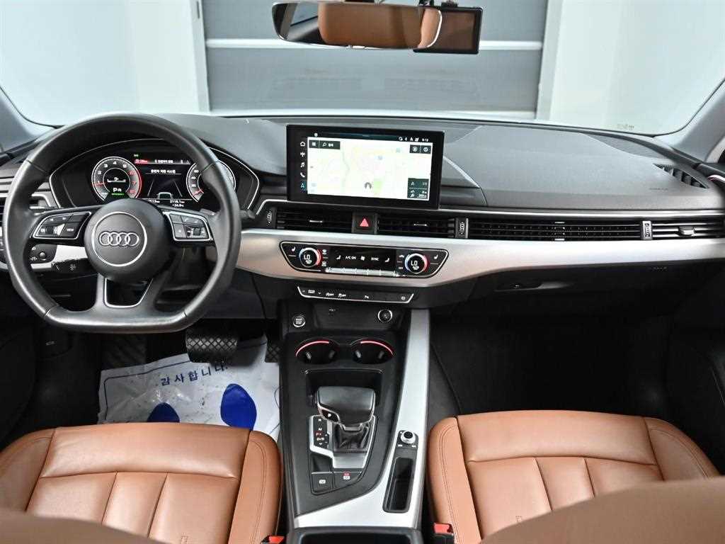 Audi A4 — photo 07