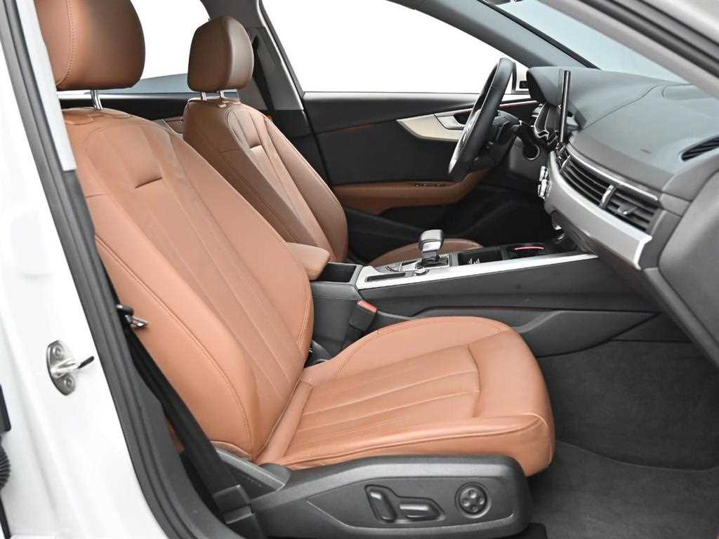 Audi A4 — photo 10