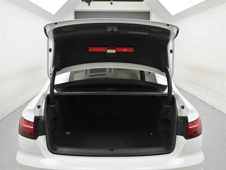 Audi A4 — photo 19