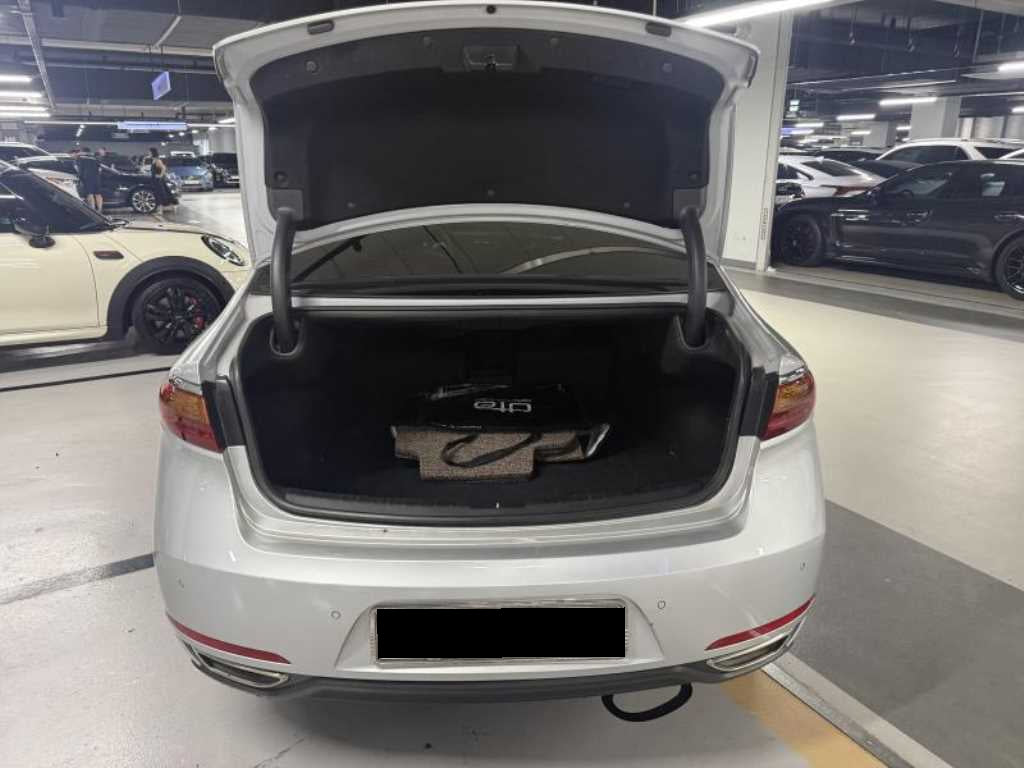 Kia K7 — photo 19