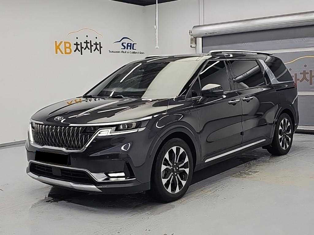 Kia Carnival — photo 01