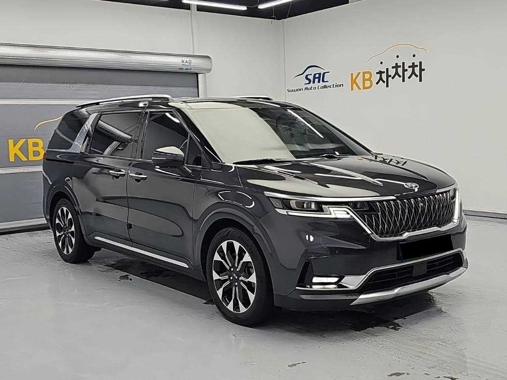 Kia Carnival — photo 04