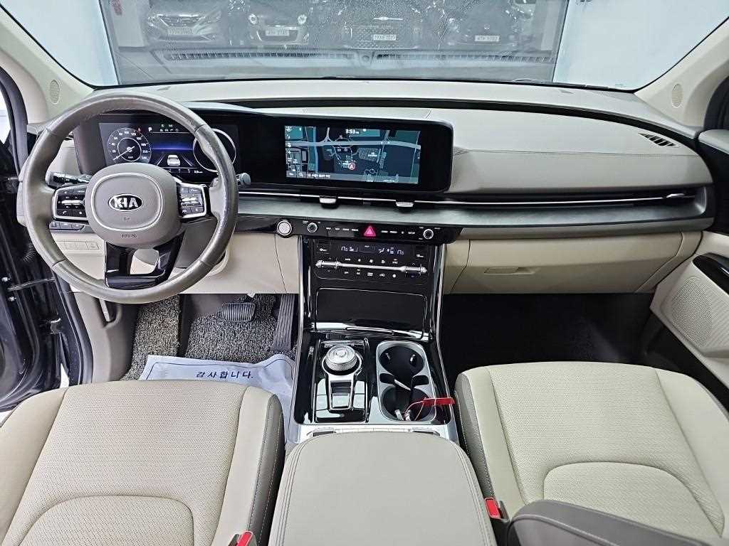 Kia Carnival — photo 06