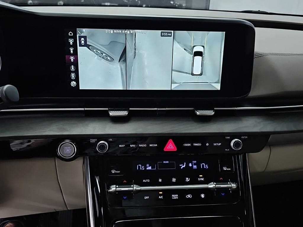 Kia Carnival — photo 09