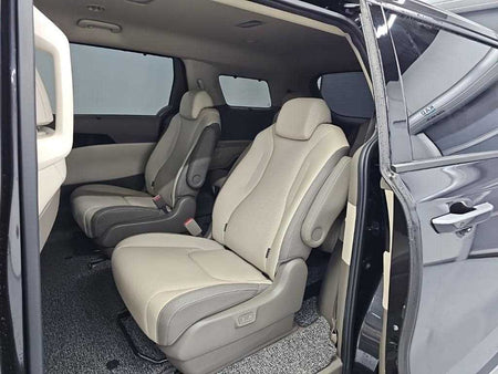 Kia Carnival — photo 11