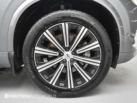 Volvo XC90 — photo 06