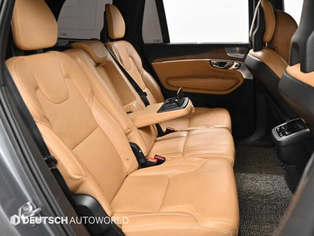 Volvo XC90 — photo 12