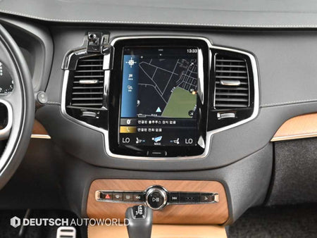 Volvo XC90 — photo 14