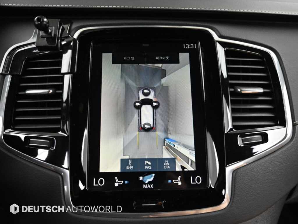 Volvo XC90 — photo 15