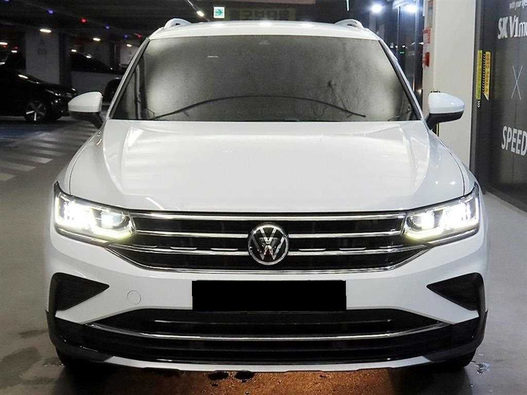 Volkswagen Tiguan — photo 02