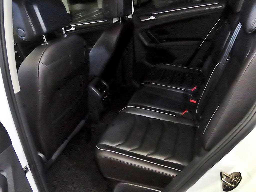 Volkswagen Tiguan — photo 07