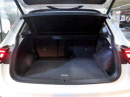 Volkswagen Tiguan — photo 17