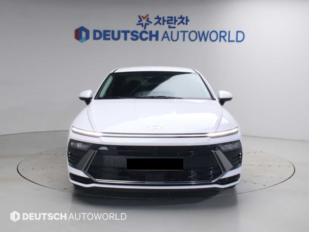 Hyundai Sonata — photo 03