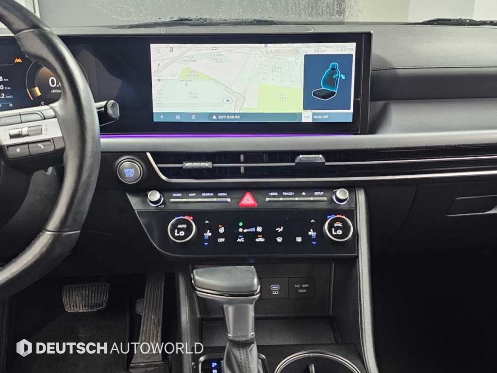 Hyundai Sonata — photo 14