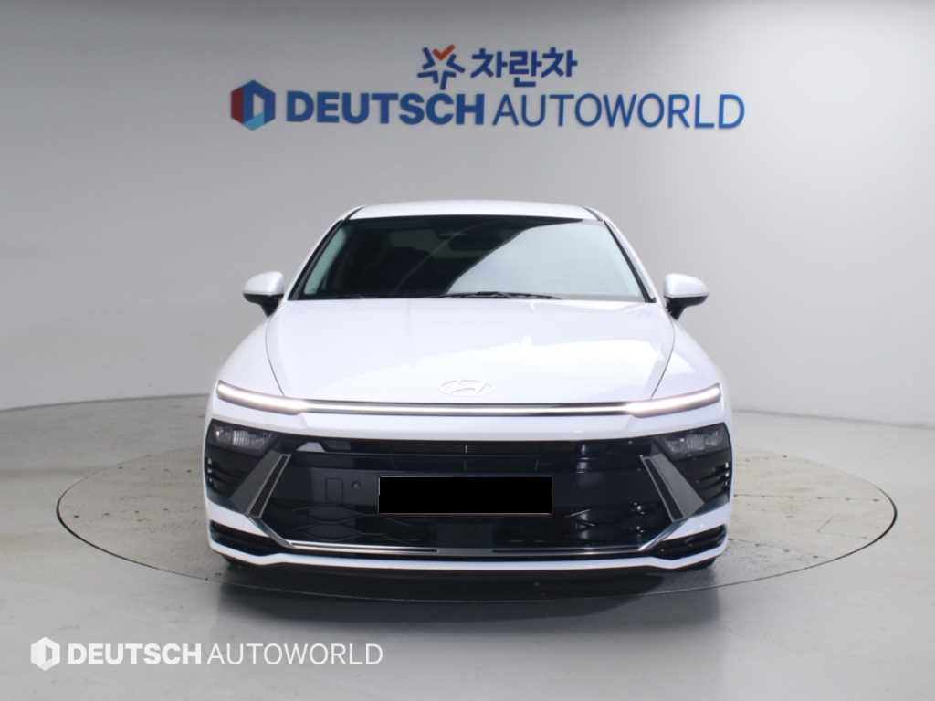Hyundai Sonata — photo 03