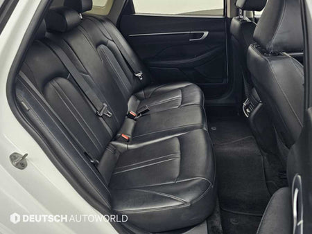 Hyundai Sonata — photo 12